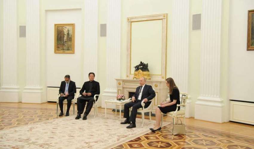 ماسکو، وزیراعظم عمران خان روسی صدر پیوٹن سے ملاقات کر رہے ..