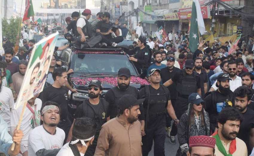 لاہور، تحریک انصاف کے چئیرمین عمران خان کی قیادت میں عدلیہ ..
