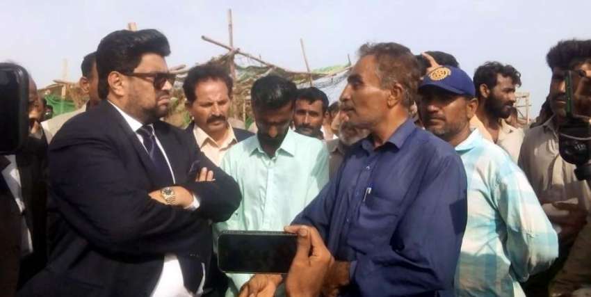 کراچی، گورنر سندھ کامران خان ٹیسوری کو ساحلی پٹی پر واقع ..