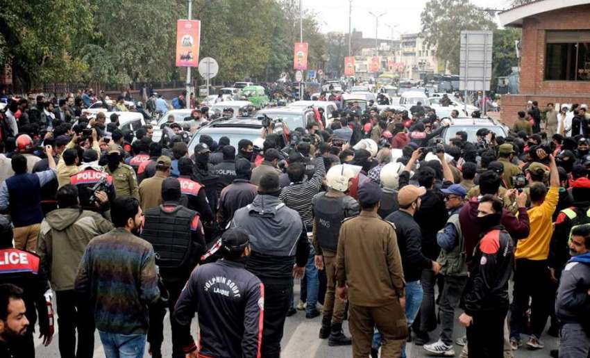 لاہور، تحریک انصاف کی جانب سے انتخابات میں مبینہ دھاندلی ..