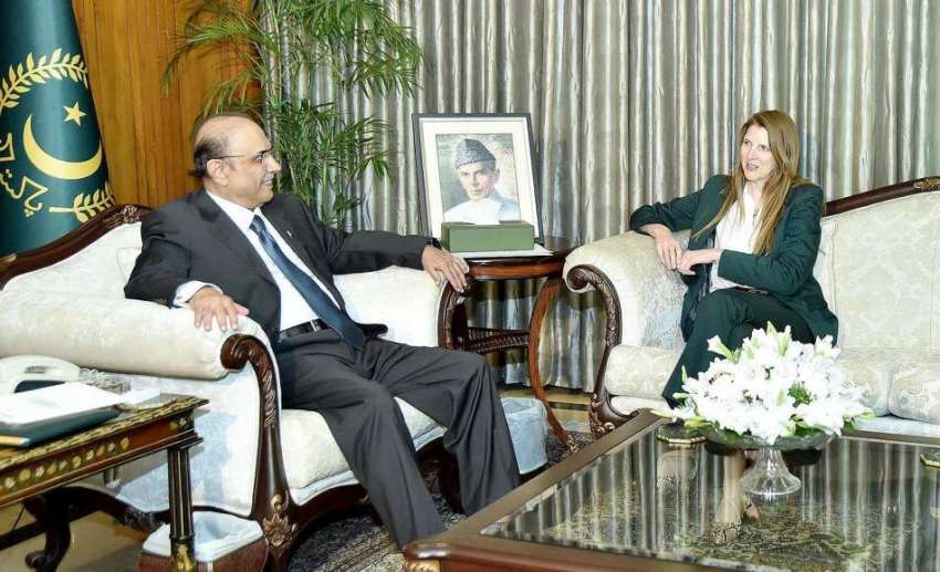 اسلام آباد، صدر مملکت آصف علی زرداری سے برطانوئی ہائی کمشنر ..