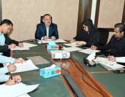 کراچی، سندھ کے سینئر وزیر شرجیل انعام میمن پنک سکوٹیز پروگرام کے حوالے ..