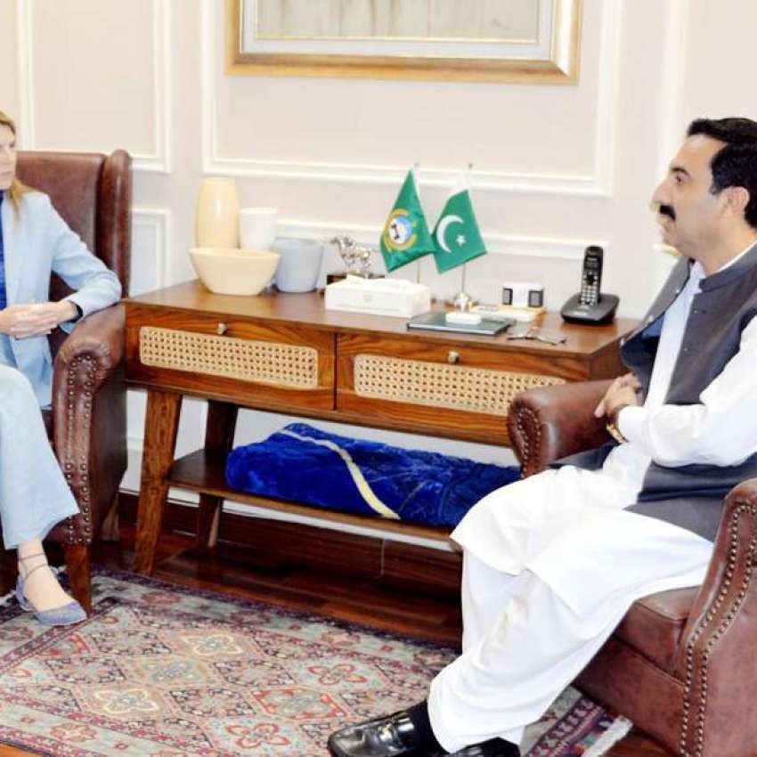 پشاور، چیف سیکرٹری خیبرپختونخوا شہاب علی شاہ سے برطانوی ..