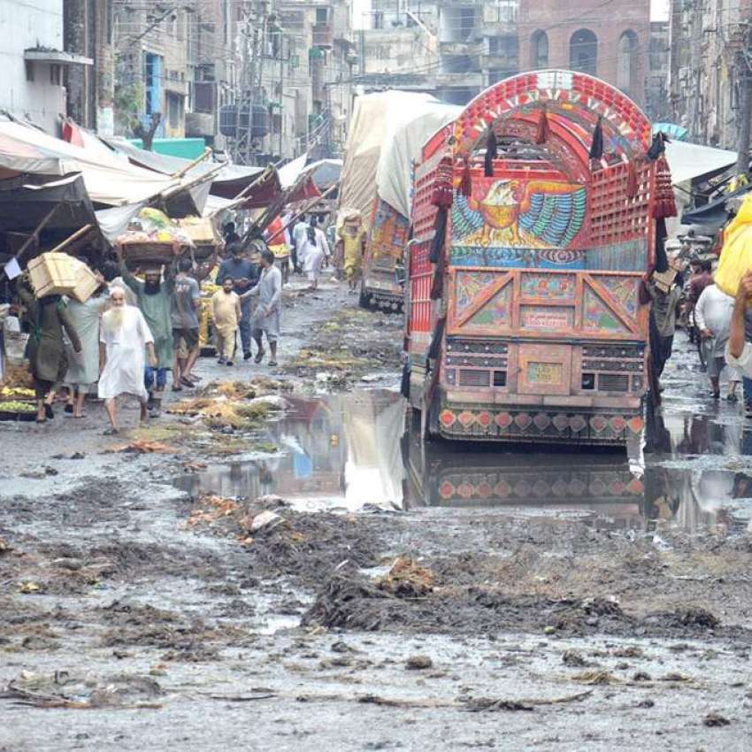 لاہور، بادامی باغ سبزی و فروٹ منڈی میں صفائی کی بدترین صورتحال ..