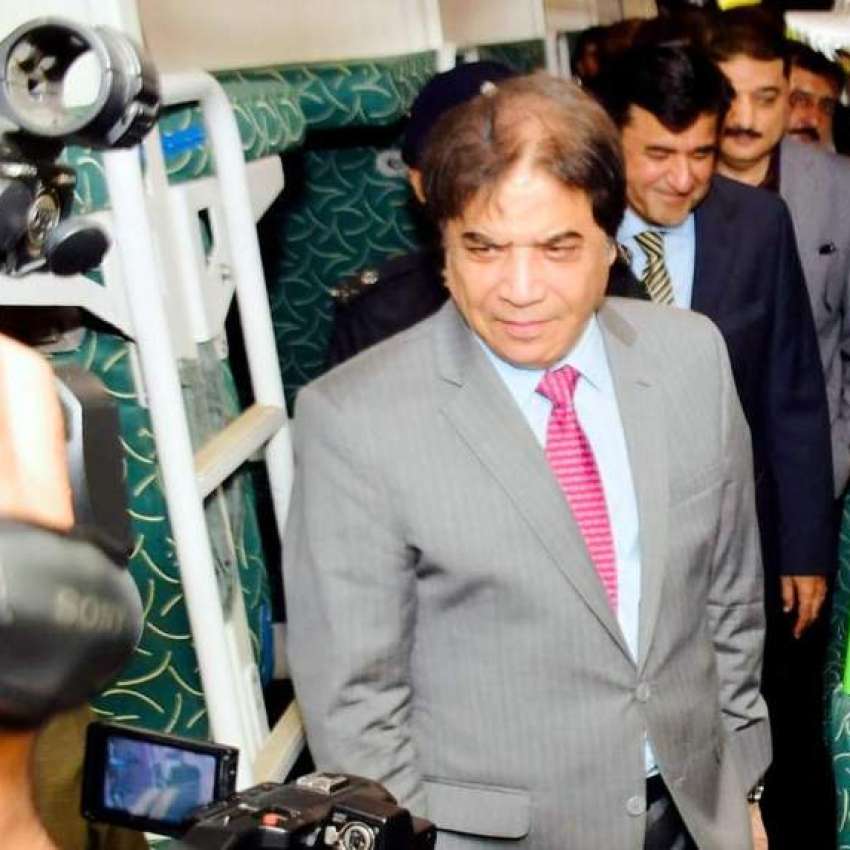اسلام آباد، وفاقی وزیر ریلوے حنیف عباسی ریفربشڈ ریک کے مختلف ..