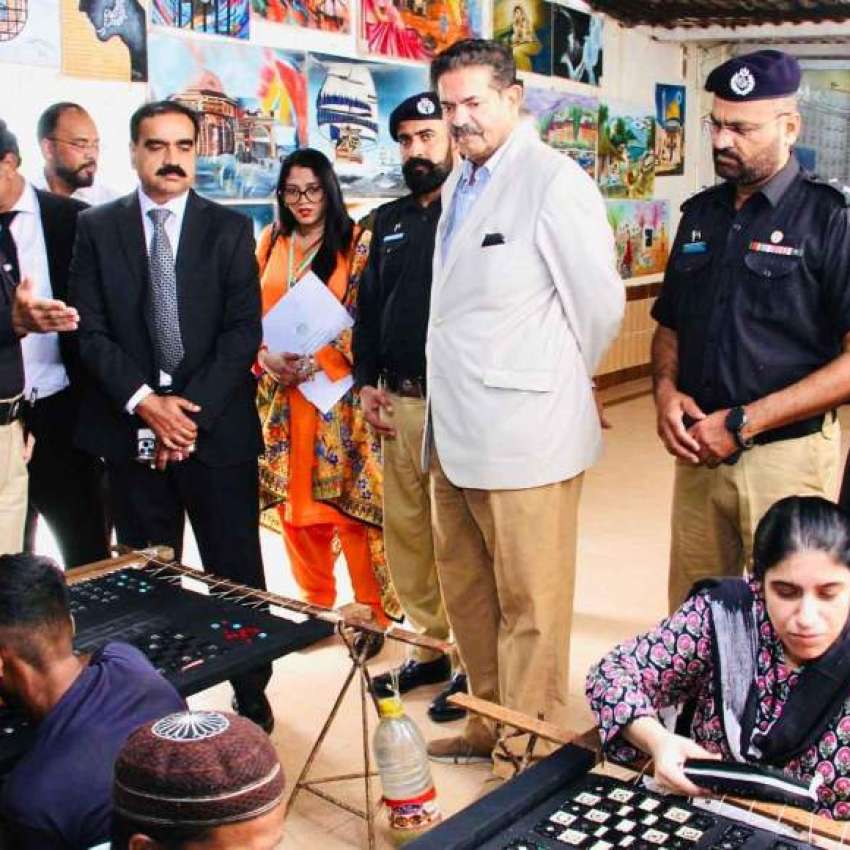 کراچی، وزیراعلی سندھ کے معاون خصوصی برائے انسانی حقوق راجویر ..