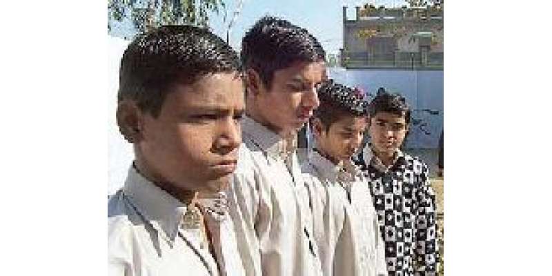 پاکستان میں ساڑھے تین سے چار ہزار کمسن بچے جیلوں میں قید ہیں‘رپورٹ