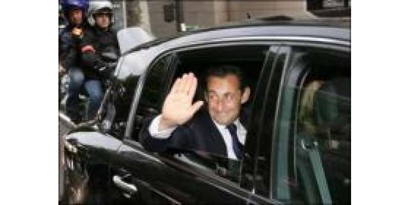 فرانس میں نئے صدر کی کامیابی کا سرکاری طور پر اعلان کر دیا گیا