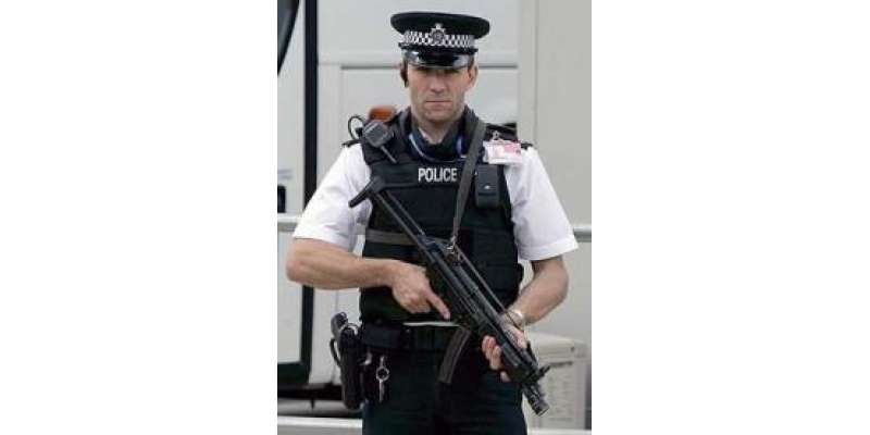 برطانوی حکومت کا پولیس کو جنگی اختیارات دینے کا فیصلہ