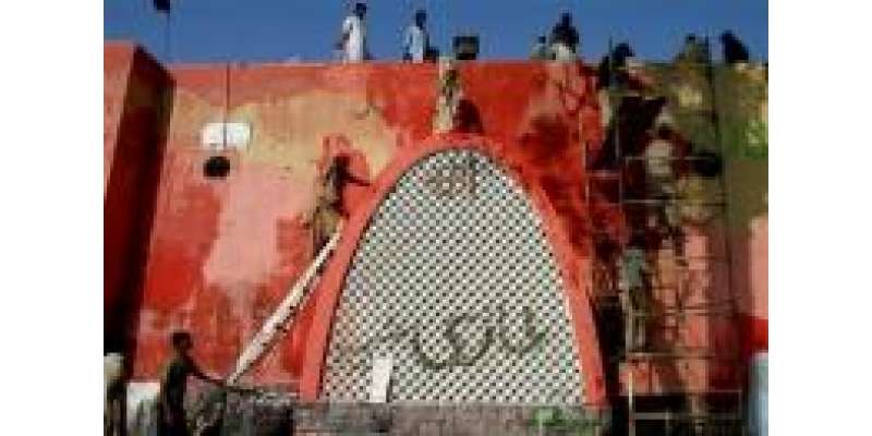 لال مسجد غیر معینہ مدت کیلئے بند کردی گئی ہے،رنگ دوبارہ آف وائٹ کردیا ..