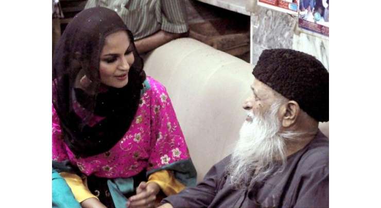 اداکارہ وینا ملک نے عبدالستار ایدھی کو گردہ عطیہ کرنے کی پیش کش کردی