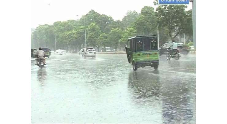 پنجاب کے مختلف علاقوں میں موسم سرما کی پہلی بارش، سموگ میں کمی