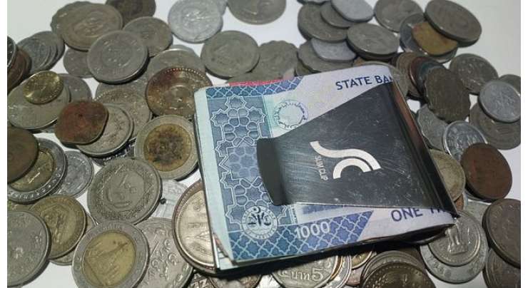 انٹر بینک اور اوپن کرنسی مارکیٹ میں ڈالر کے مقابلے میں پاکستانی روپے کی قدر میں اضافہ