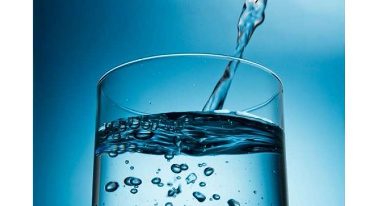 چربی کم کرنے کے لئے دس گلاس پانی روزانہ پئیں
