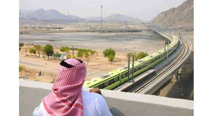 سعودی عرب کے دارالحکومت ریاض میں میٹرو ٹرین کیلئے ٹریک کی تعمیر شروع کر دی گئی