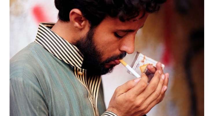 پاکستانی ایک سال میں 250 ارب روپے کی سگریٹ پی گئے