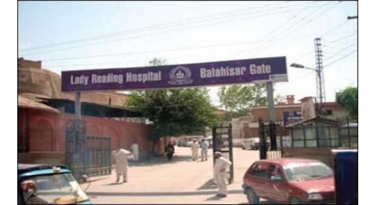 پشاور،خیبرپختونخوا کے تین بڑے ہسپتالوں میں تشنج سے بچاوٴ کا ٹیکہ تین ماہ سے نایاب