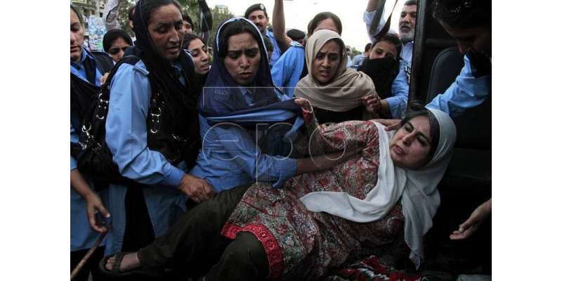 وزیراعظم نواز شریف کا مظاہرین پر پولیس تشدد کا نوٹس