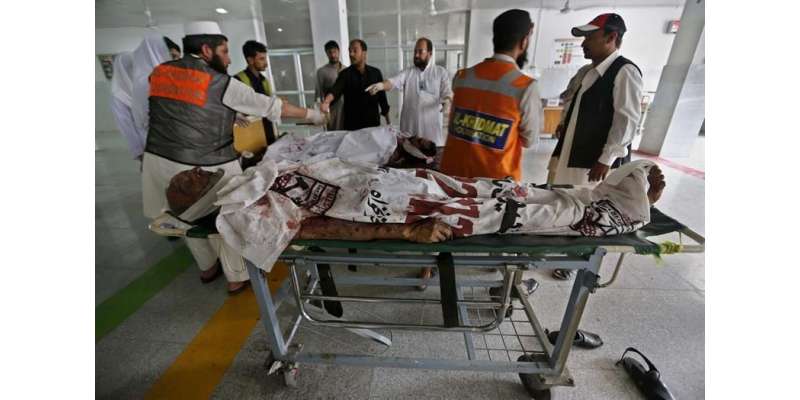 پشاور،ملک طہماش سٹیڈیم میں ہونیوالے خودکش حملے کے نتیجے میں5افرادجاں ..