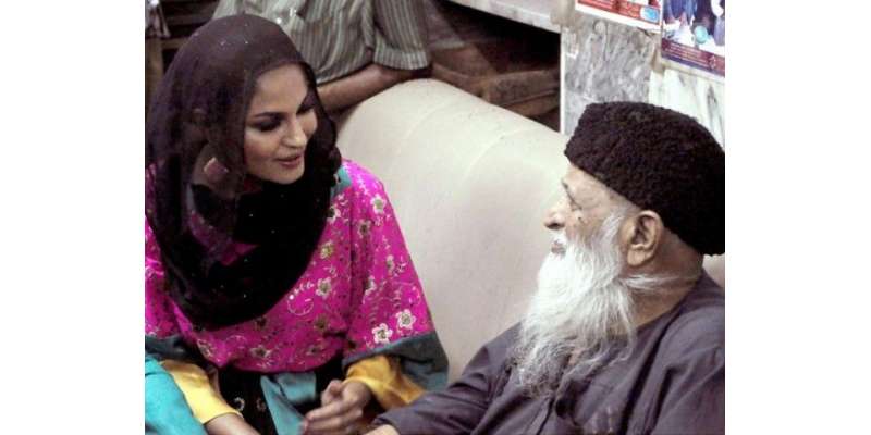 اداکارہ وینا ملک نے عبدالستار ایدھی کو گردہ عطیہ کرنے کی پیش کش کردی