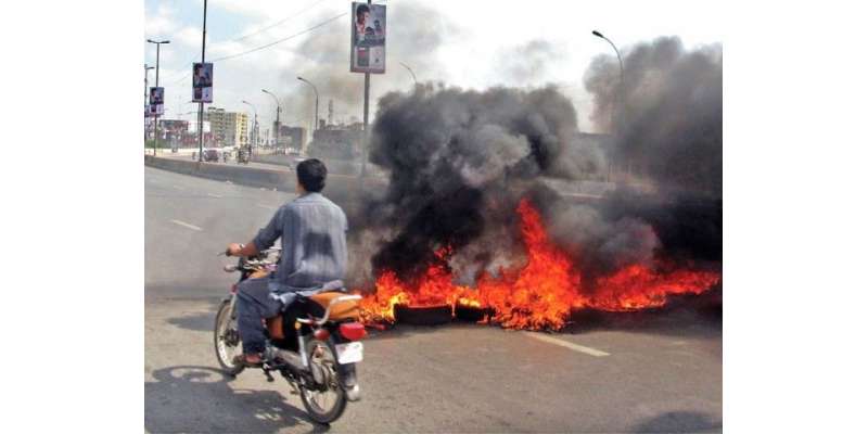 کراچی اور حیدر آباد شہرکے مختلف علاقوں میں کاروباری مراکز بند