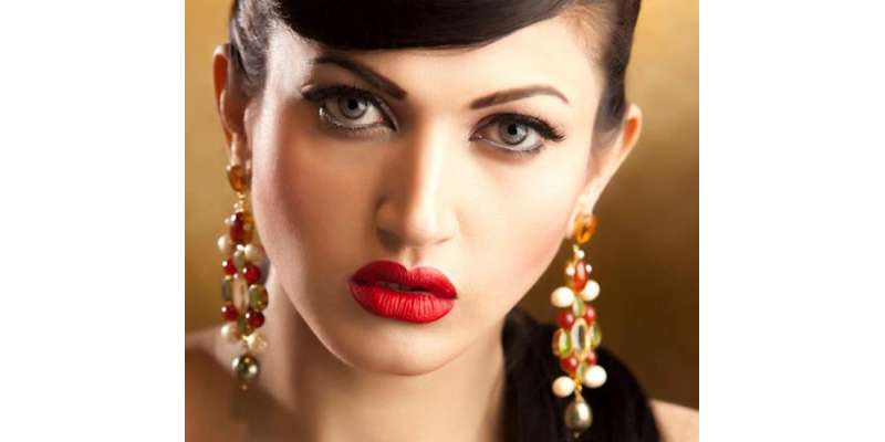 اداکارہ ثناء کی فلموں سے کنارہ کشی‘ ٹی وی میں مصروف ہوگئیں