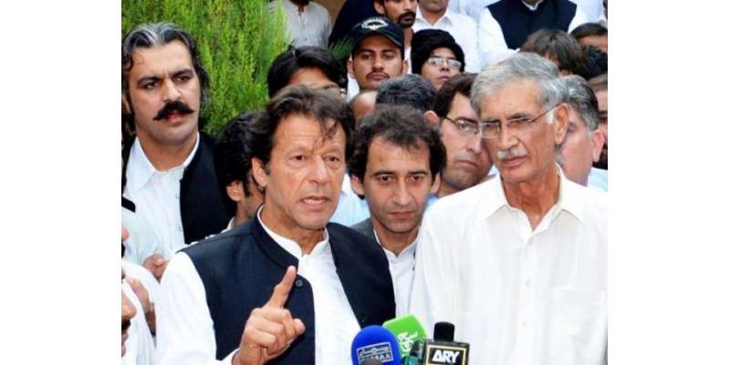 عمران خان نے تحریک انصاف کے ارکان قومی اسمبلی سے استعفے مانگ لئے