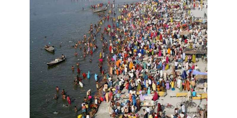 بھارت ‘دریائے گنگا میں کشتی کے اْلٹ جانے سے متعدد افراد ڈوب گئے ‘ تین ..