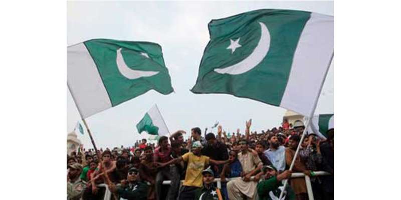 پاکستان مسلم لیگ (ن)نے ہر گھر کیلئے قومی پرچم کی تقسیم کا آغاز کر دیا