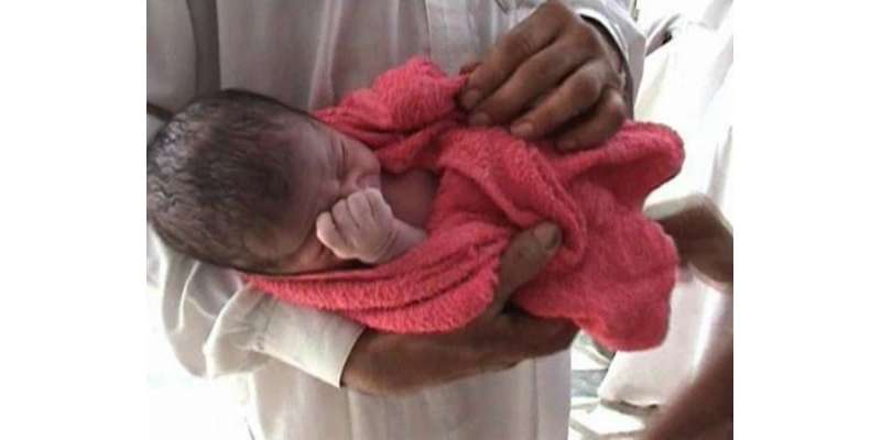 چارسدہ اسپتال سے عملہ غائب،انتطار گاہ میں بچے کی ولادت
