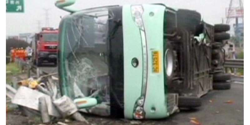 چین ‘ ٹرک کا بدترین حادثہ ،ڈرائیور معجزانہ طور پر محفوظ رہا