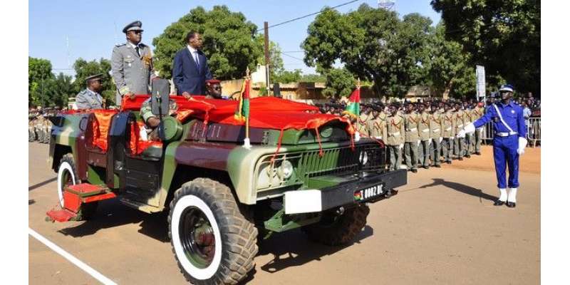 افریقی ملک برکینا فاسو میں فوج نے حکومت کا تختہ الٹ کراقتدار پر قبضہ ..