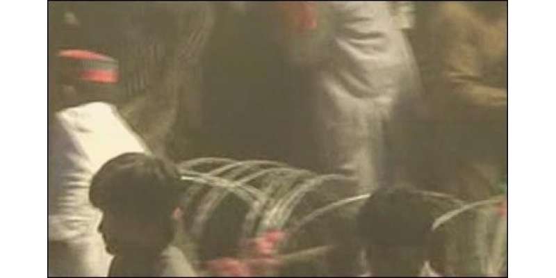 تحریک انصاف کے جلسے میں بدنظمی، کئی کارکن زخمی