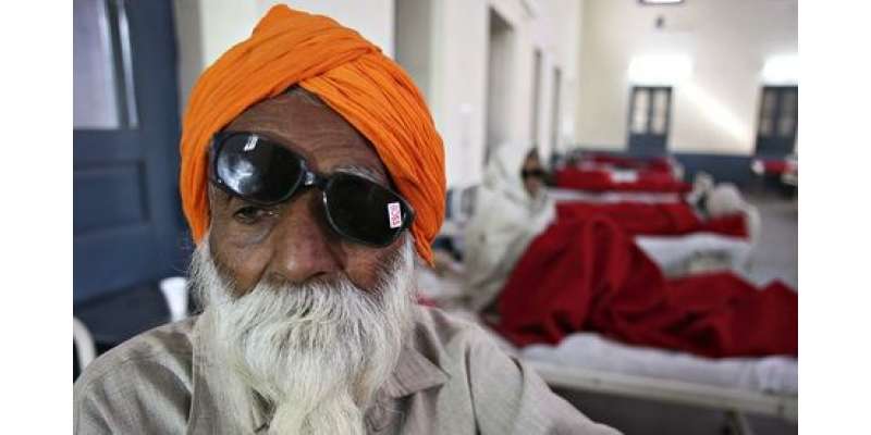 بھارت میں موتیا کے آپریشن کے بعد 40 لوگ نابینا ہو گئے