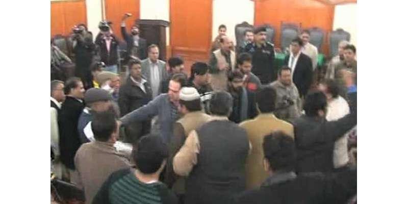 لاہور: تحریک انصاف کا احتجاج، انتظامیہ اور تاجر برادری کے اجلاس میں ..