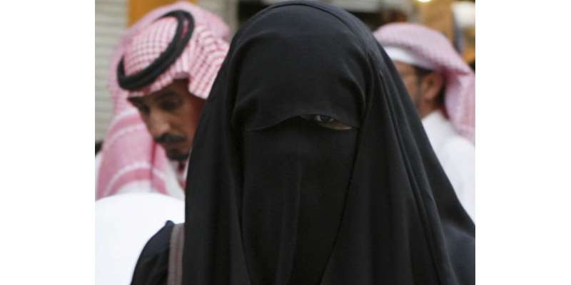 مردانہ بھیس بدل کر سعودی خاتون اسٹیڈیم میں داخل ہوگئی