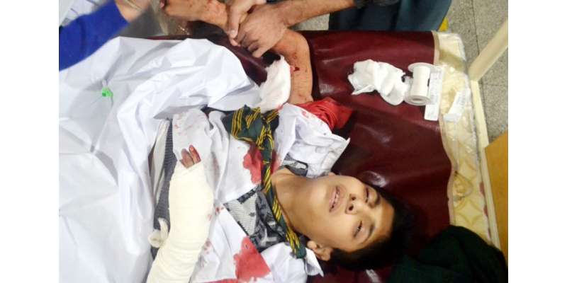سانحہ پشاور، ہسپتال پہنچنے والے بچوں کو دیکھ کر ڈاکٹر اور نرسیں بھی ..