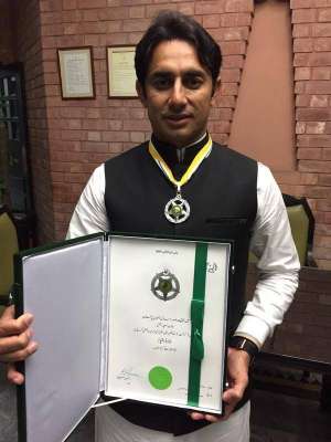 سعید اجمل کو بھی صدر پاکستان کی جانب سے ستارہ امتیاز سے نوازا گیا