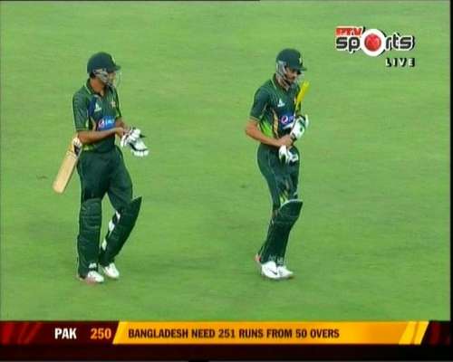 تیسرا ون ڈے، پاکستان کا بنگلہ دیش کو جیت کے لیے 251رنز کا ہدف