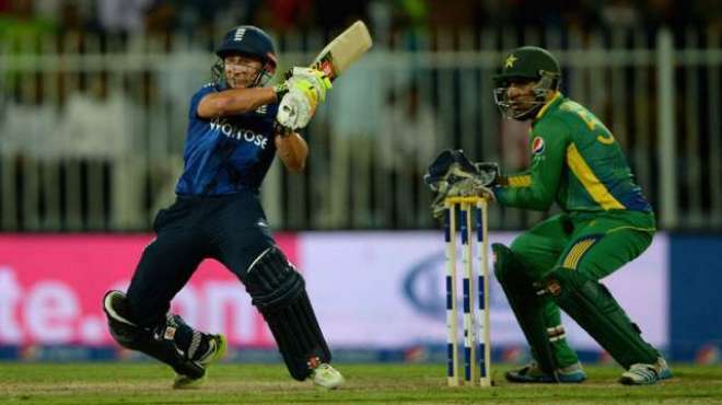 پاکستان بمقابلہ انگلینڈ تیسرا ایک روزہ میچ، انگلینڈ نے پاکستان کو 6 وکٹوں سے شکست دے دی