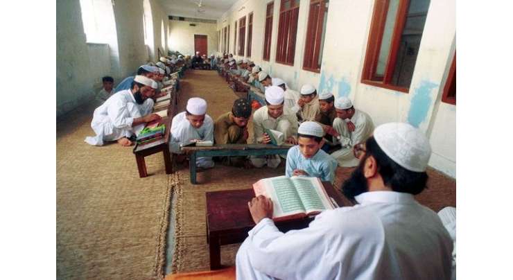 محکمہ اوقاف پنجاب کے تحت دینی مدارس کے طلبا و طالبات میں4000 لیپ ٹاپس کی تقسیم کا عمل (کل) سے شروع ہو گا