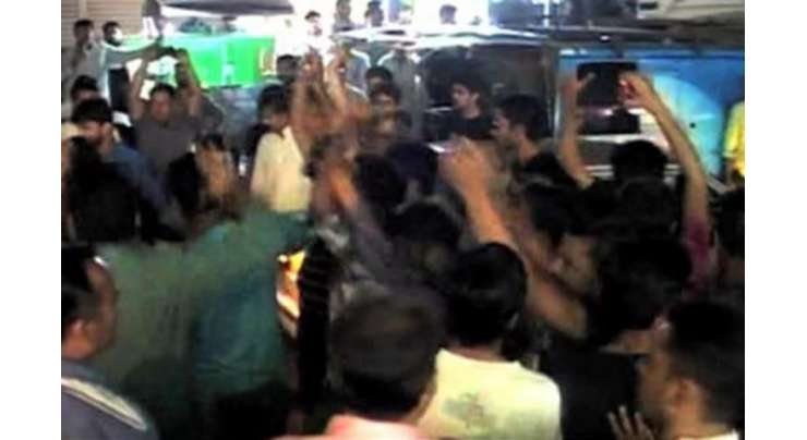 کراچی: کریم آباد واقعہ، الطاف حسین کی کارکنان سے صبر سے کام لینے کے اپیل