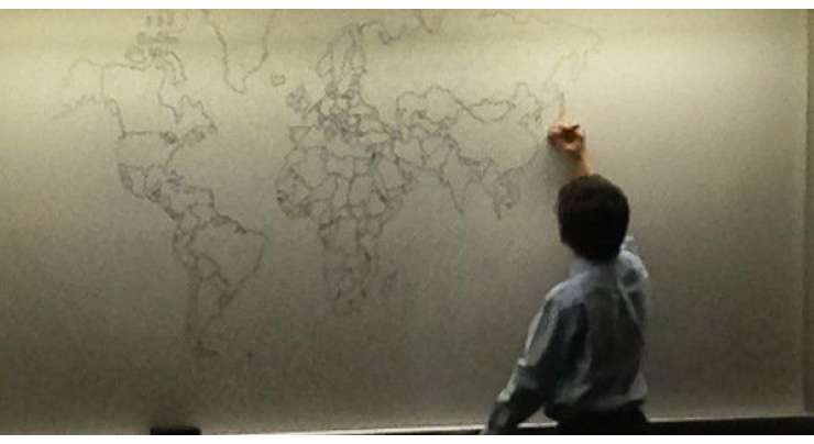 بچےنے یادداشت  سے دنیا کا تفصیلی نقشہ بنا دیا