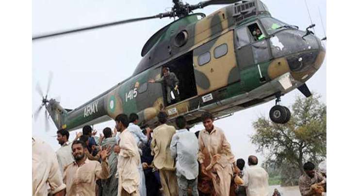 چترال : ایم آئی 17 ہیلی کاپٹر کے ذریعے 60 افراد کو نکال لیا گیا ہے، آئی ایس پی آر