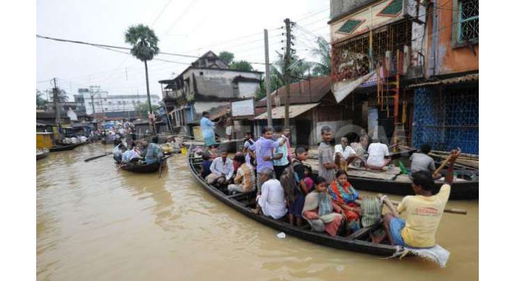 بھارتی شہر چنائی میں شدید بارشوں نے تباہی مچادی ‘ سکولوں اور کالجوں کو بند کر دیا گیا ‘ تمام پروازیں منسوخ