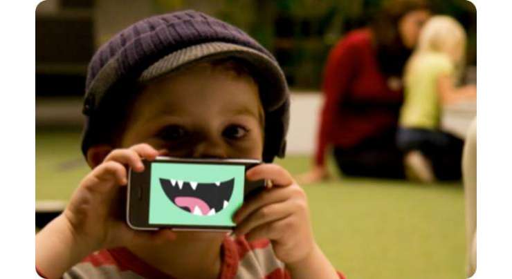 موبائل فون اور کمپیوٹر جیسے جدید آلات کا استعمال کمسن بچوں کی ذہنی نشو ونما کی رفتار سست کرسکتا ہے،تحقیقی رپورٹ