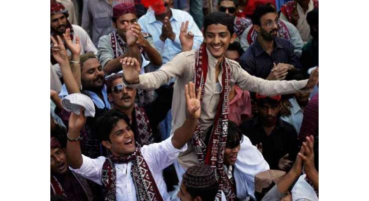 سندھ بھر کی طرح کراچی میں بھی سندھ کا ثقافتی دن ’’سندھی ٹوپی اجرک ڈے‘‘ اتوار کو بھرپور جوش وجذبے کے ساتھ منایا گیا