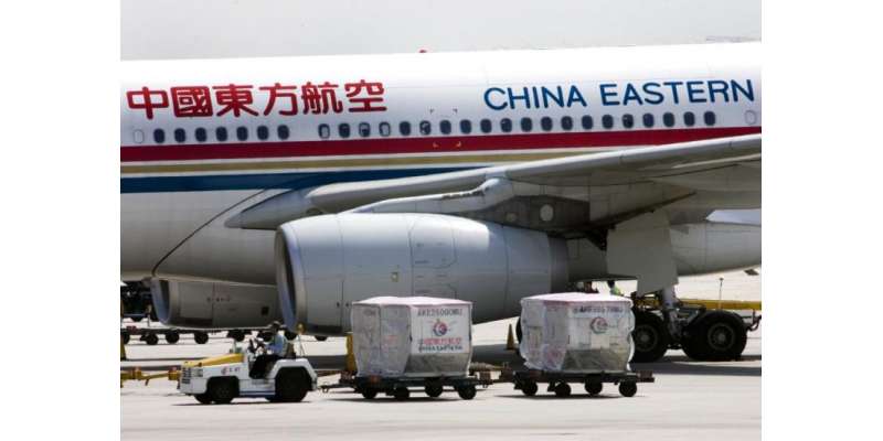 چین ،مسافروں نے چلتے طیارے کے دروازے کھول دیئے
