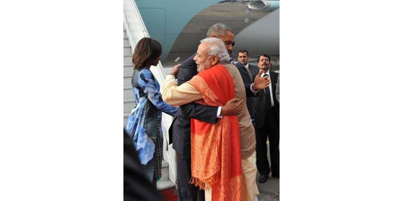 اوباما بھارت’یاترا‘ کیلئے نئی دہلی پہنچ گئے ، تاج محل نہ جانے کا فیصلہ