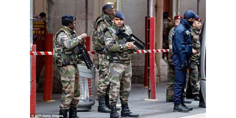 فرانس میں جہادیوں کے خلاف چھاپوں میں آٹھ گرفتار